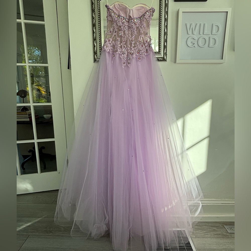 Mori Lee by Madeline Gardner gown in purple. Showstoppingly gorgeous in EUC. - Picture 4 of 14